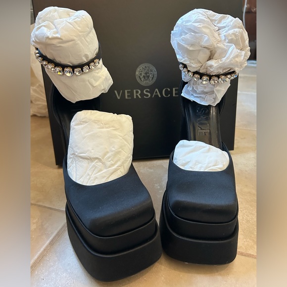Black Versace Platforms - Picture 9 of 10